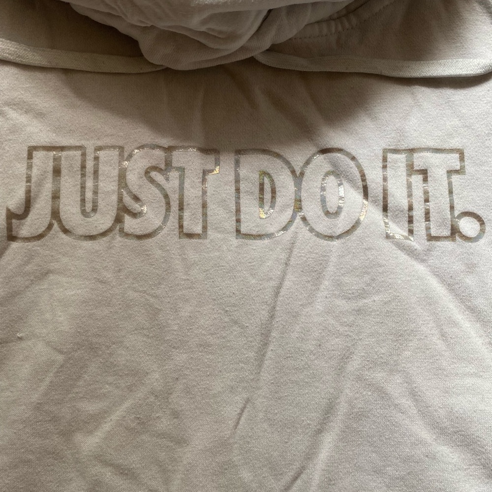 Nike women’s hoodie